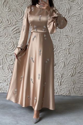 Dazzling Satin Silk Evening Gown