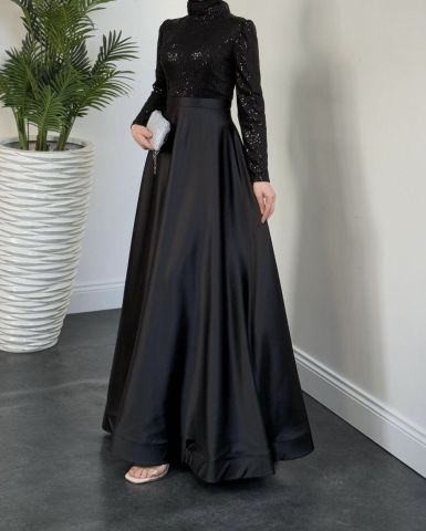 Dazzling Black 🖤 Satin Silk Maxi