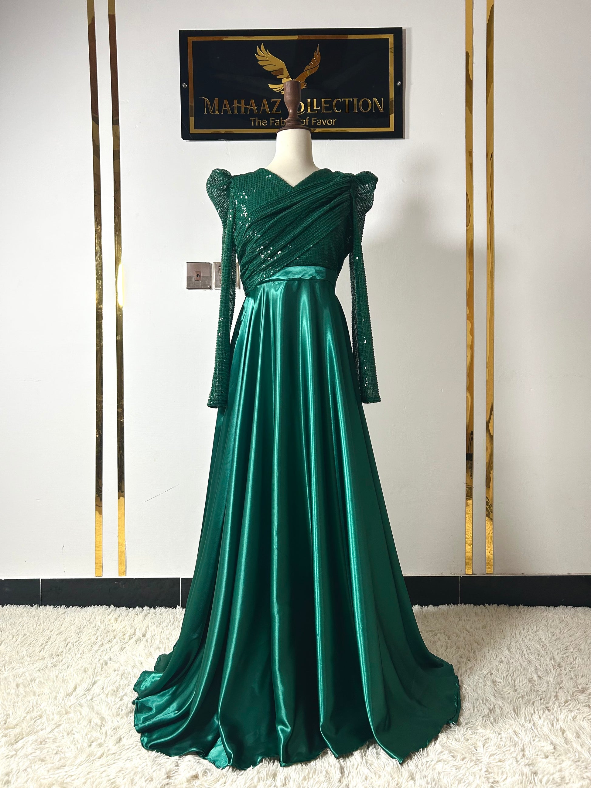 Dazzling Emerald Green Satin Silk Maxi Mahaaz Collection Dazzling Emerald Green Satin Silk Maxi Mahaaz Collection